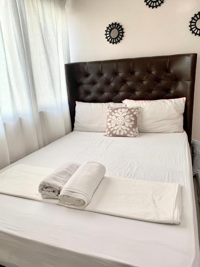The Persimmon Studios Near Ayala And Sm City Себу Экстерьер фото