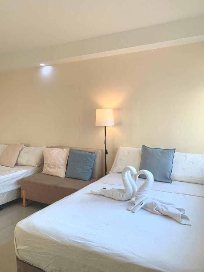 The Persimmon Studios Near Ayala And Sm City Себу Экстерьер фото
