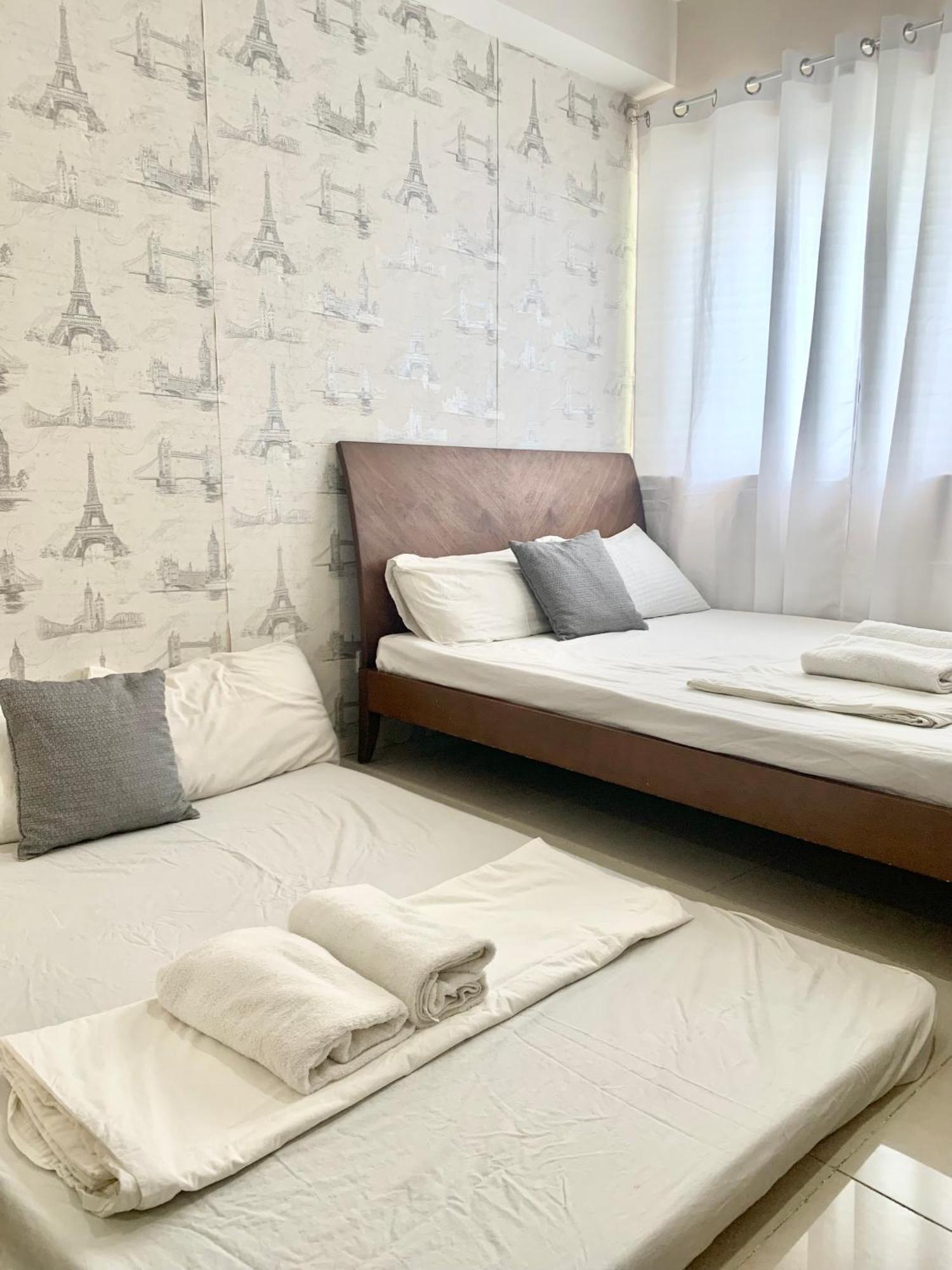The Persimmon Studios Near Ayala And Sm City Себу Номер фото